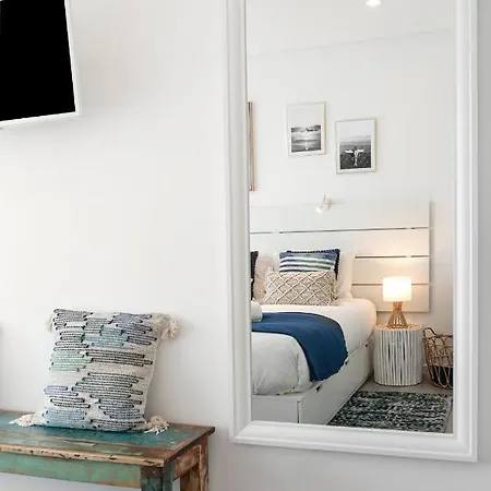 Consolacao & Supertubos - House Ii アパート