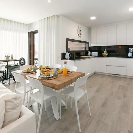 Apartment Consolacao & Supertubos - House Ii *